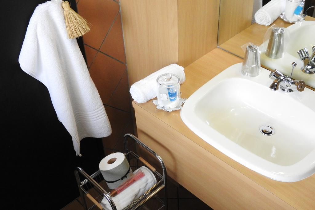 Willow Place Guest House Midrand Eksteriør billede
